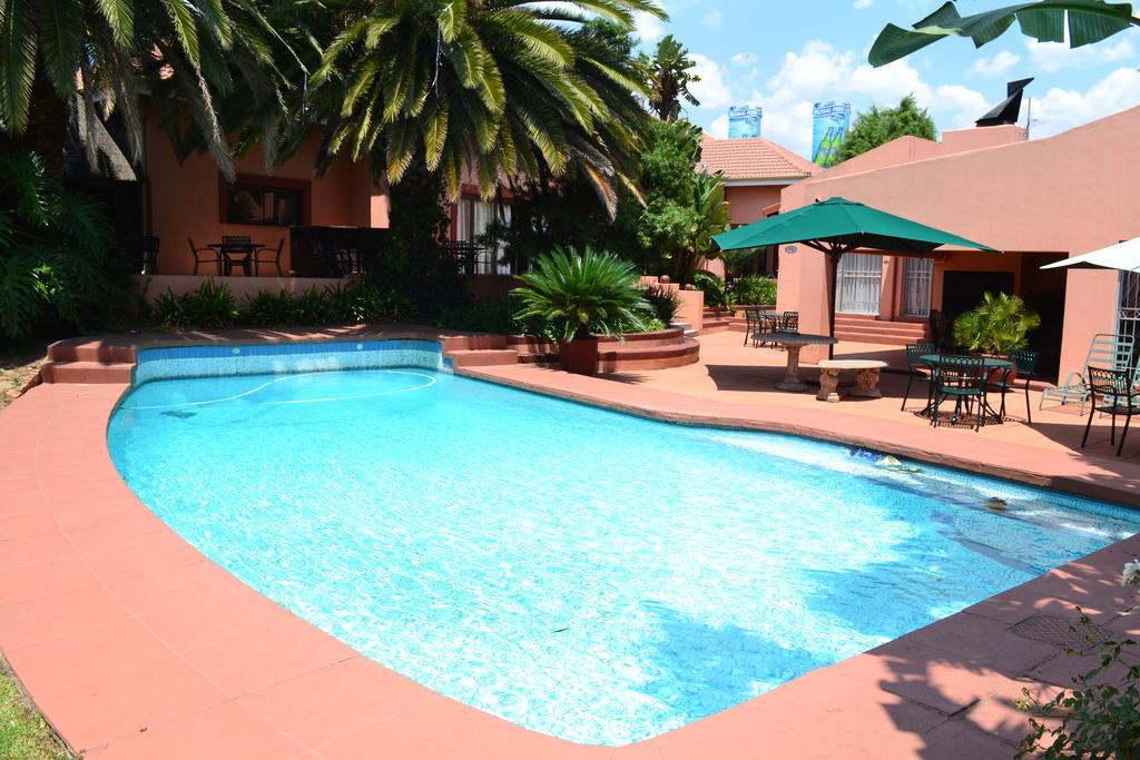 Eagles Nest Lodge Johannesburg Buitenkant foto