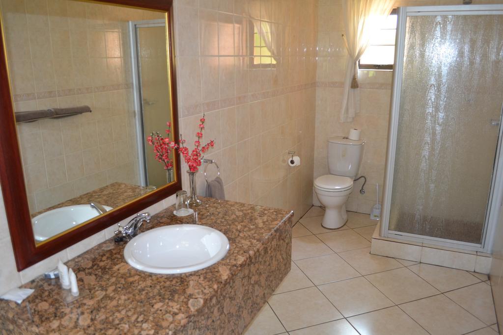 Eagles Nest Lodge Johannesburg Buitenkant foto
