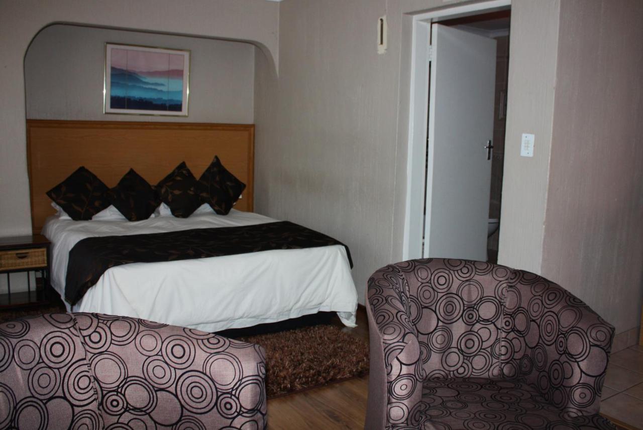 Eagles Nest Lodge Johannesburg Buitenkant foto